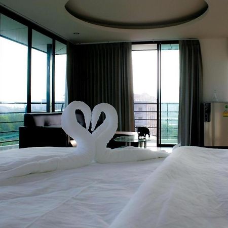 De Poem Loft Boutique Residence Hat Yai Esterno foto