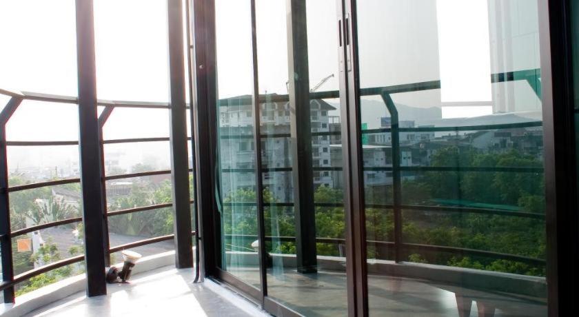 De Poem Loft Boutique Residence Hat Yai Esterno foto