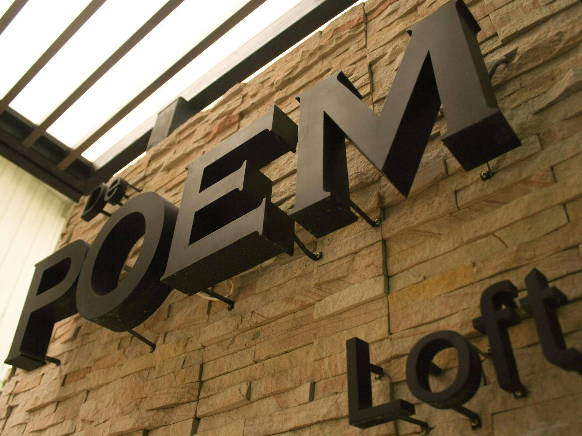 De Poem Loft Boutique Residence Hat Yai Esterno foto